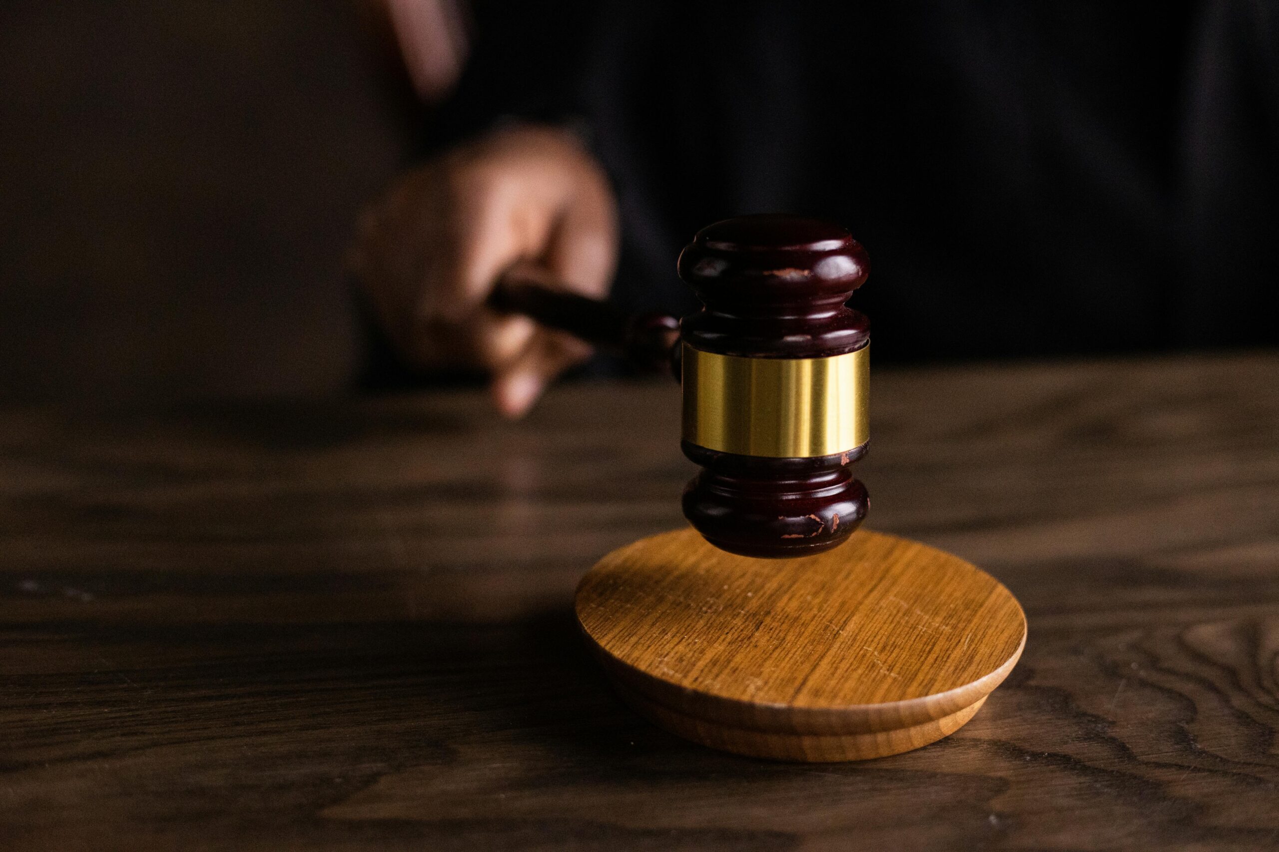 متى تبدأ مدة سقوط الخصومة بعد الوقف الوجوبي؟